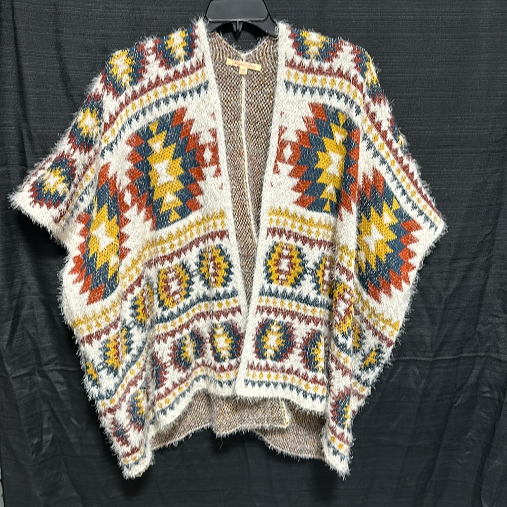 Magnolia lane Boho Aztec Poncho Women's Gold, Blue, Burgundy Knit / Size L/XL‎